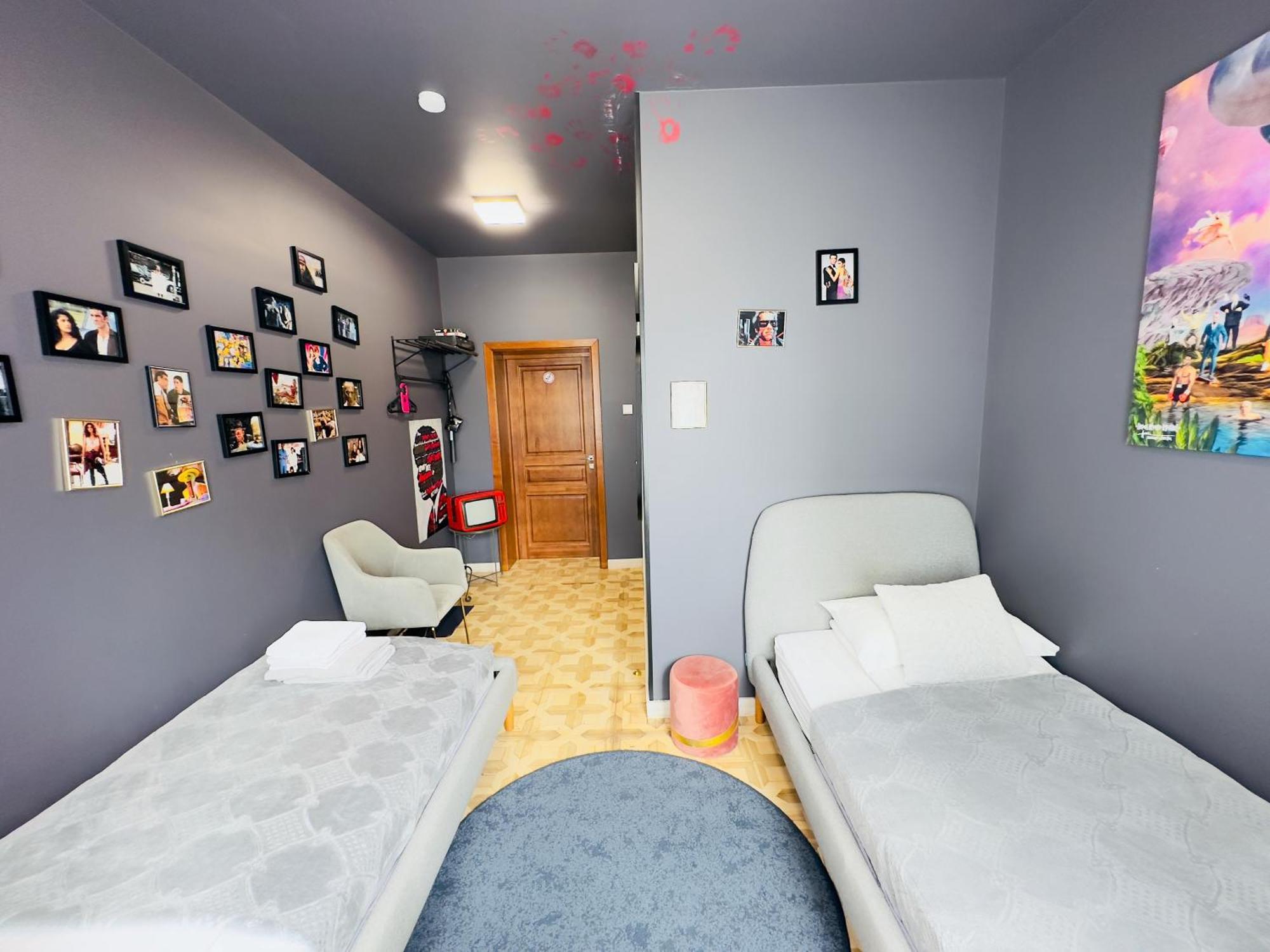 Very Bad Hootel Kaunas Ngoại thất bức ảnh