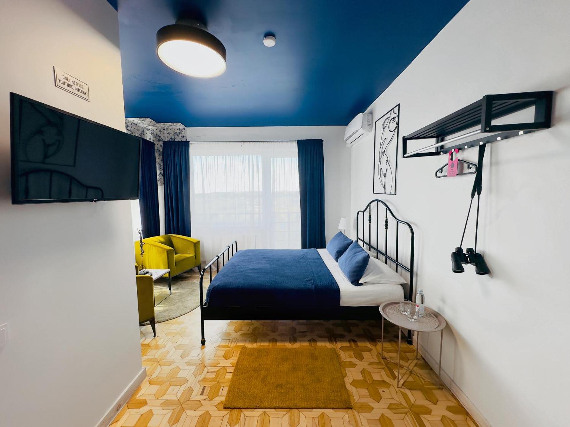 Very Bad Hootel Kaunas Ngoại thất bức ảnh